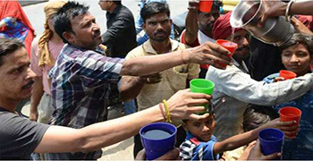 印度高溫48°C，！多達一百多人活活熱死